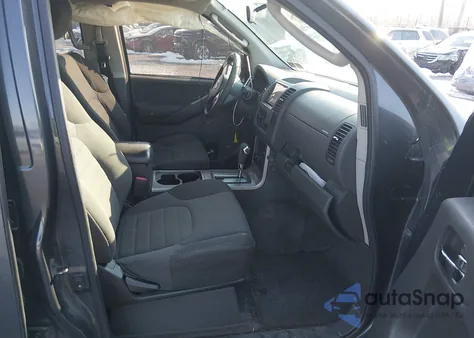 2010 Nissan Pathfinder S from USA, damaged, VIN 5N1AR1NB8AC618799